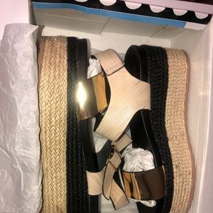 Bakers Wedge/Flats shoes